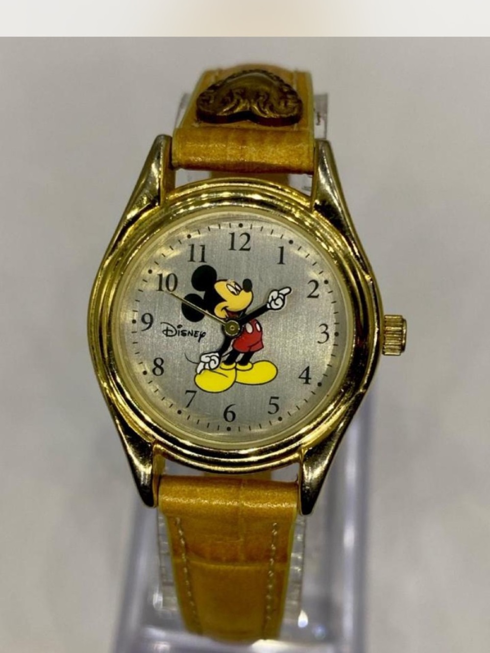 Disney *** Mickey Mouse Ladies Gold-Tone Watch /  Tan Strap * Collectors *^*